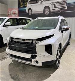 میتسوبیشی ئێکسپاندەر کرۆس